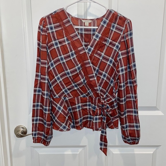 Plaid Surplice Tie-Waist Long Sleeve Top - Picture 4 of 7